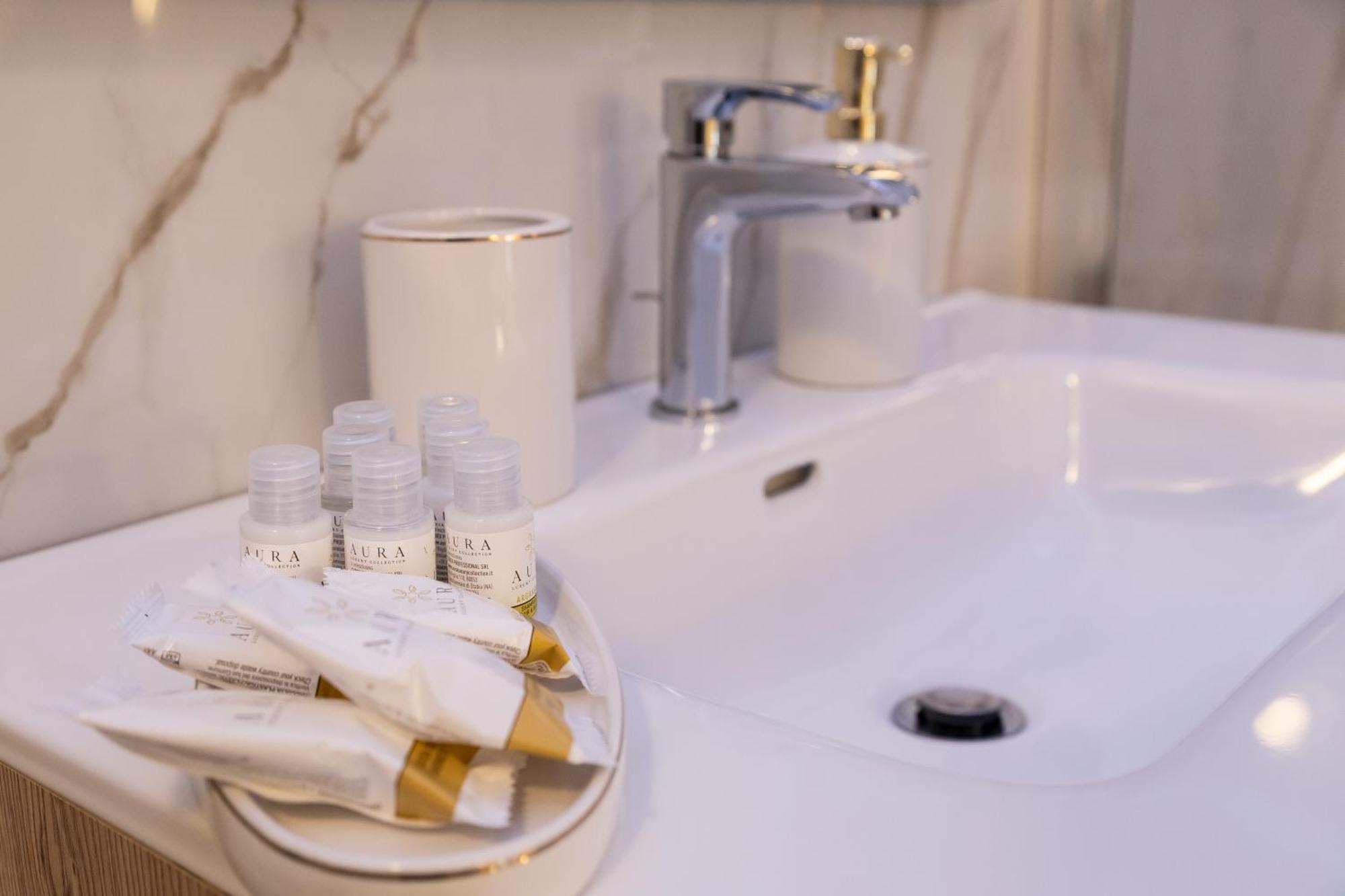 בארי Carola Luxury Room מראה חיצוני תמונה