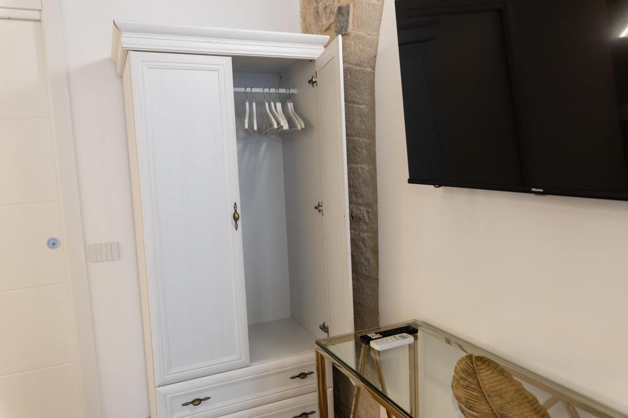 בארי Carola Luxury Room מראה חיצוני תמונה