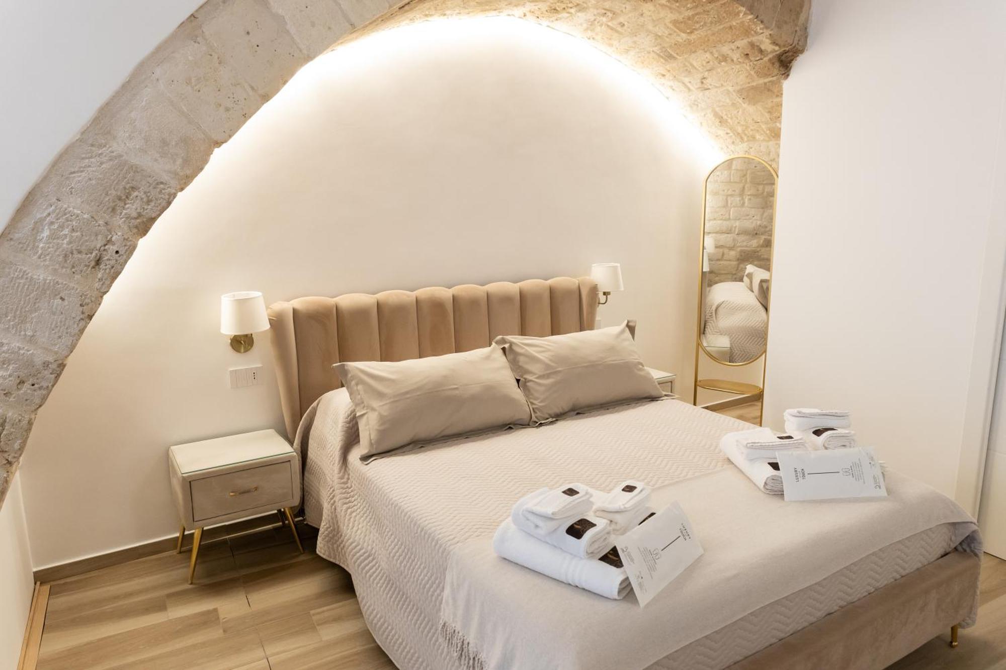 בארי Carola Luxury Room מראה חיצוני תמונה